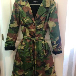 Vintage Betsey Johnson Camo Trench coat